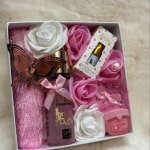 Luxe Roze Giftbox – Royal Tahara Musk, Lippenbalsem & Bodymist