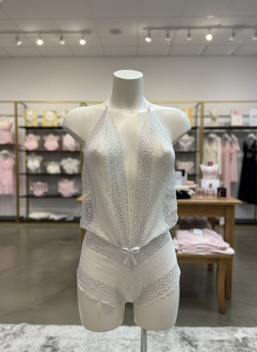 Romance Lace Teddy Witte Lace Halter Babydoll Teddy – Sensueel & Elegant - Image 1