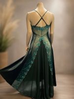 Premium Satijnen Negligé Dames – Lange Nachtjurk met Tule, Geborduurd Borstdesign & Open Rug - Image 4